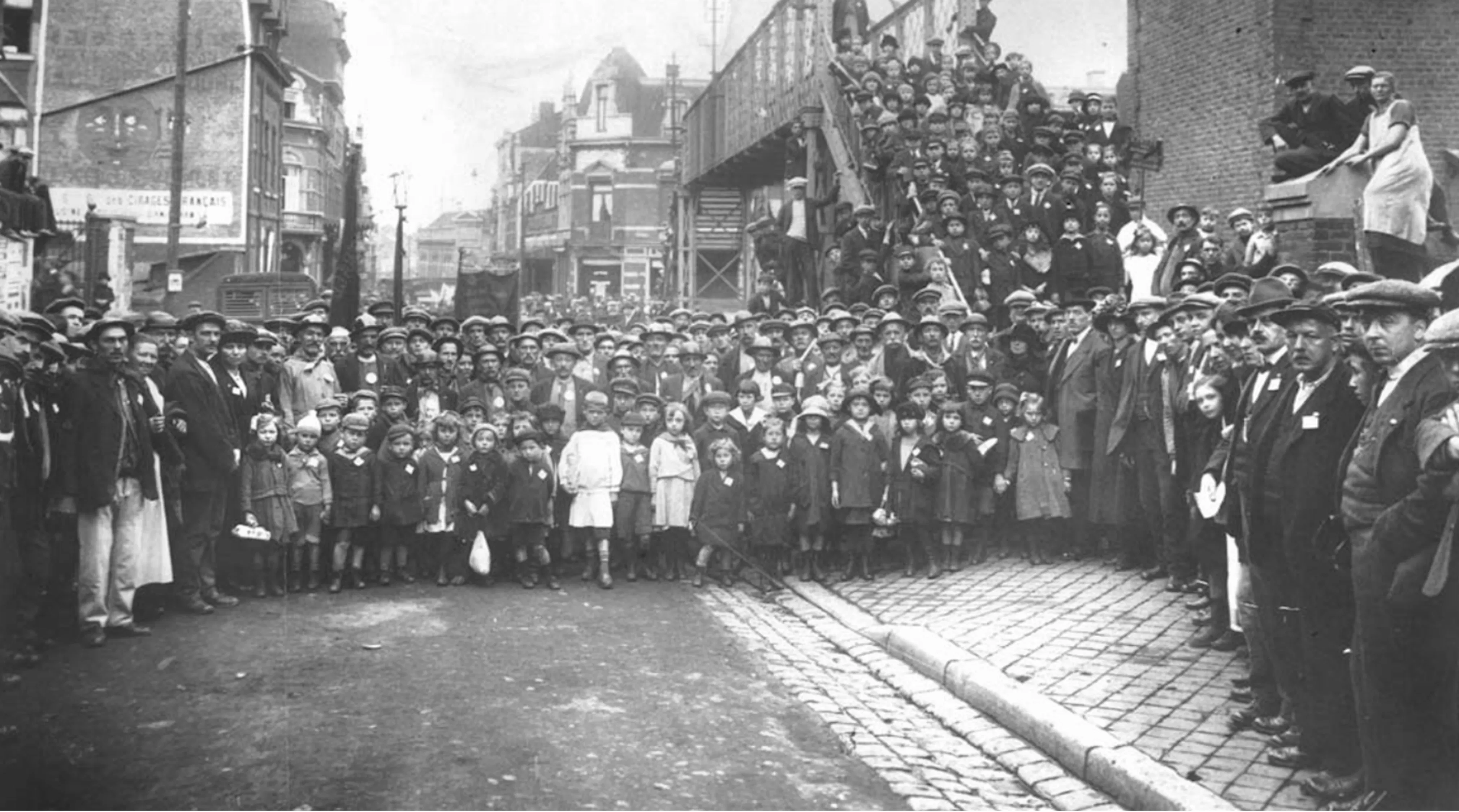 Rassemblement ouvrier à Ougrée, entre-deux-guerres. No description available